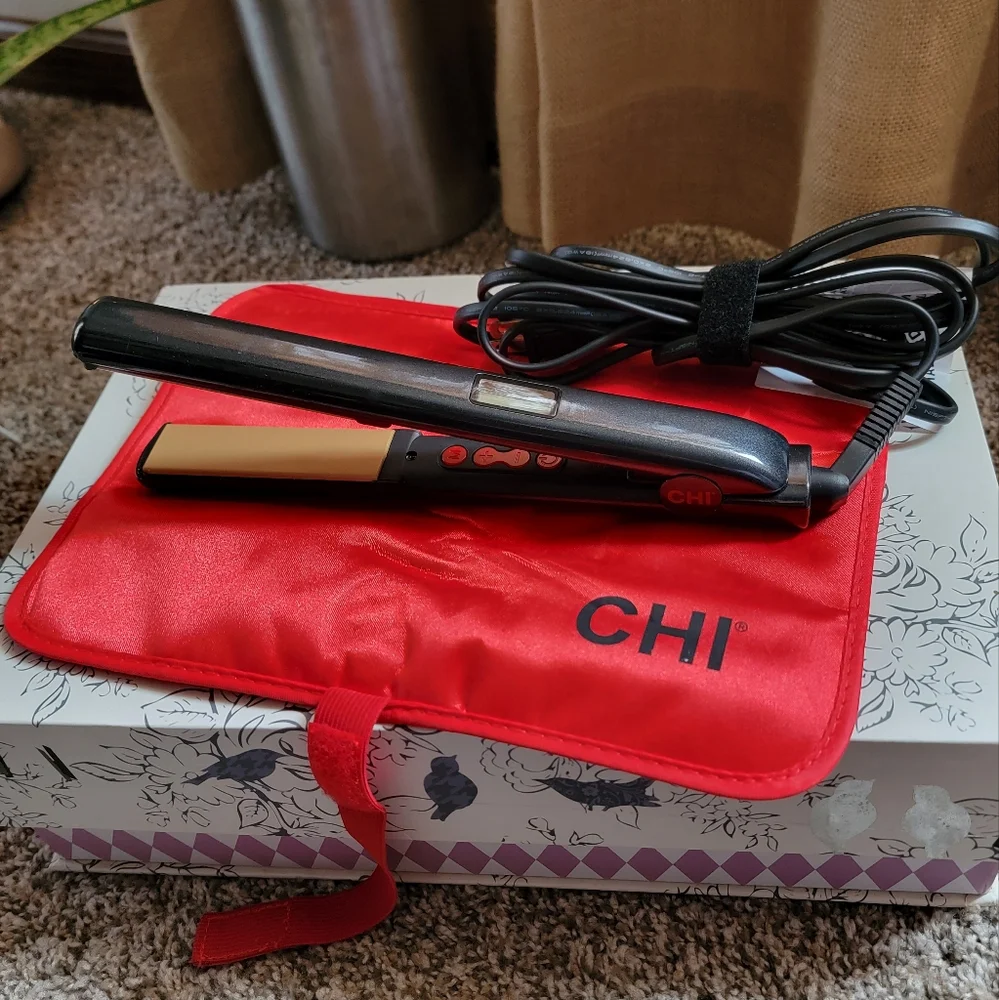 Chi Hair curling or straightening iron.